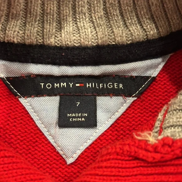 Tommy Hilfiger boys 1/4 zip sweater - Picture 5 of 5